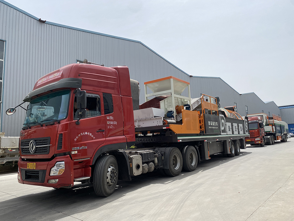 德森移動(dòng)淋洗修復(fù)站發(fā)貨.jpg 德森移動(dòng)淋洗修復(fù)站發(fā)貨